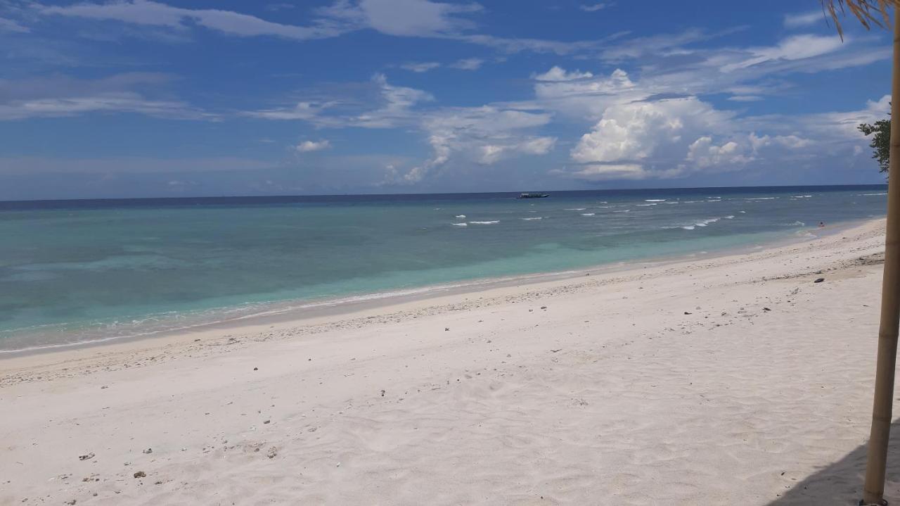 Maza Soda Resort Gili Trawangan Exterior photo